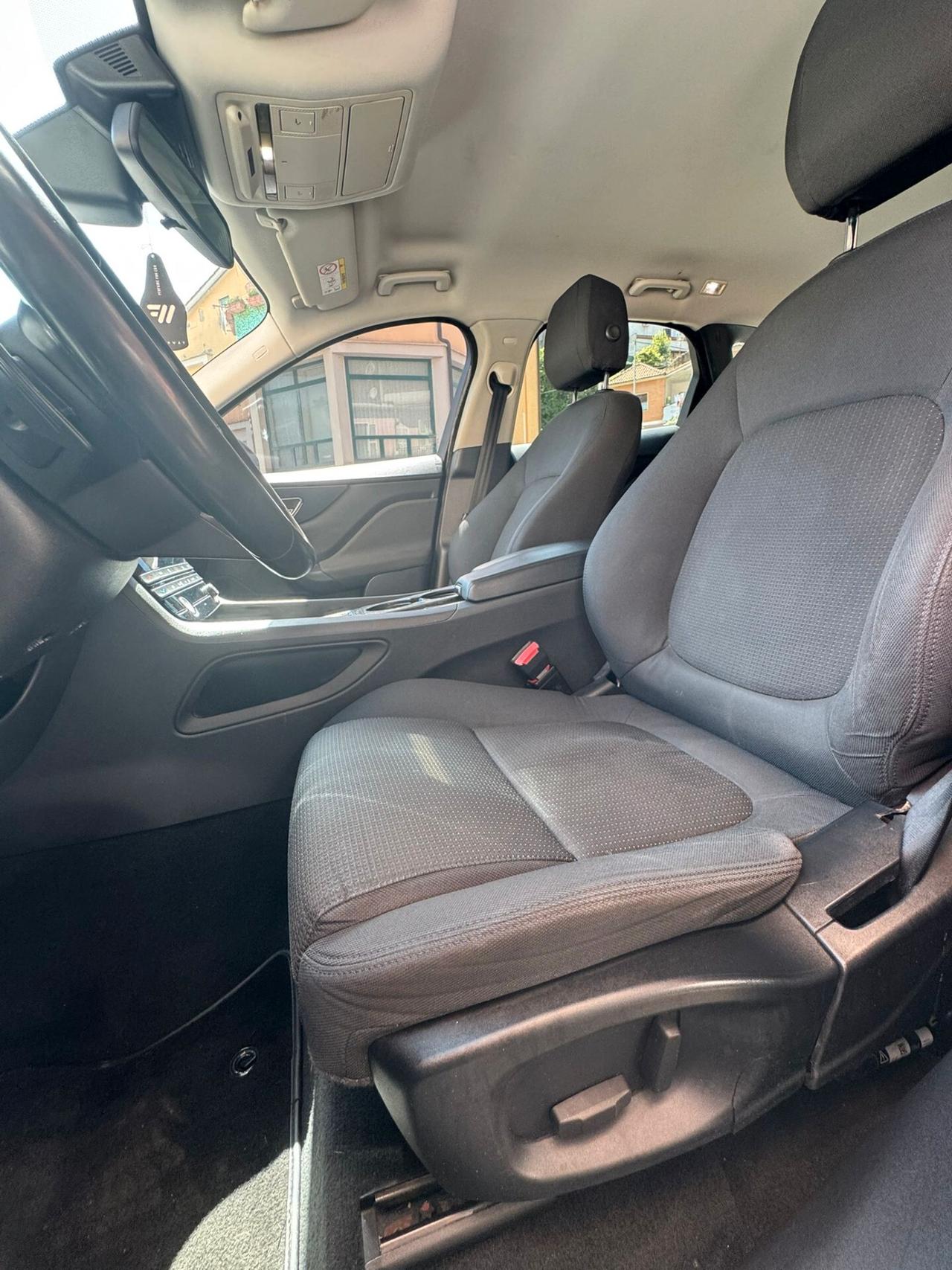 Jaguar F-Pace 2.0 D 180 CV AWD Portfolio, SERVICE JAGUAR COMPLETO, TOTALMENTE REVISIONATA, PERFETTA