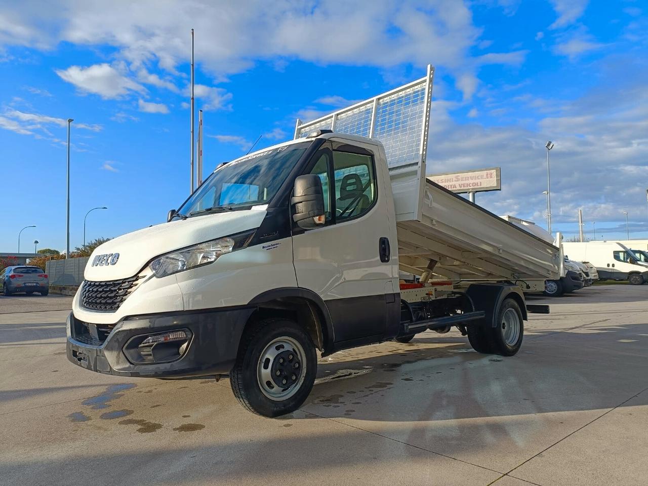 Iveco Daily RIBALTABILE TRILATERALE