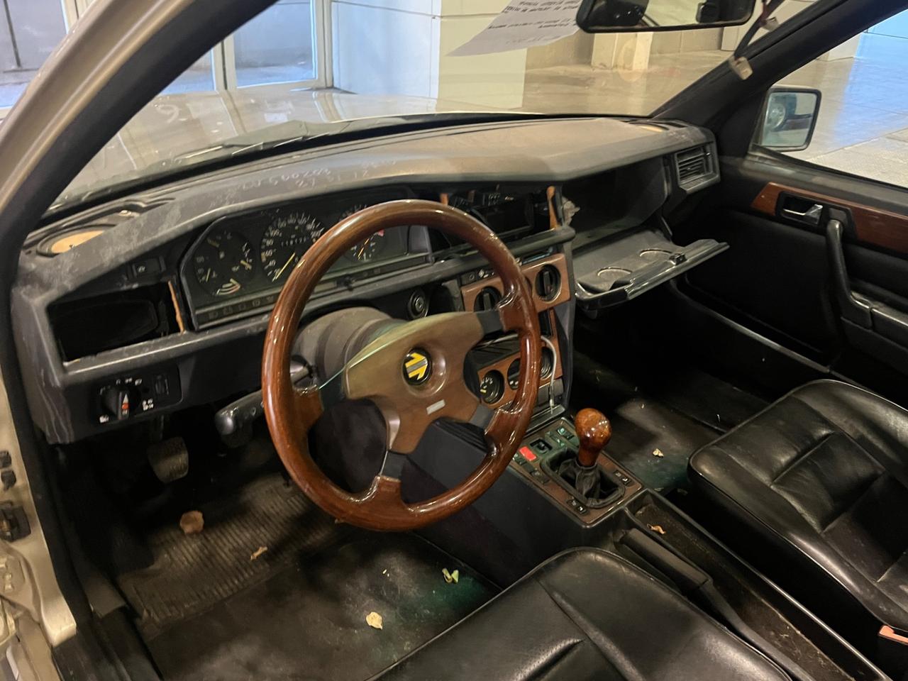 Mercedes 190 2.3 16v DA SISTEMARE