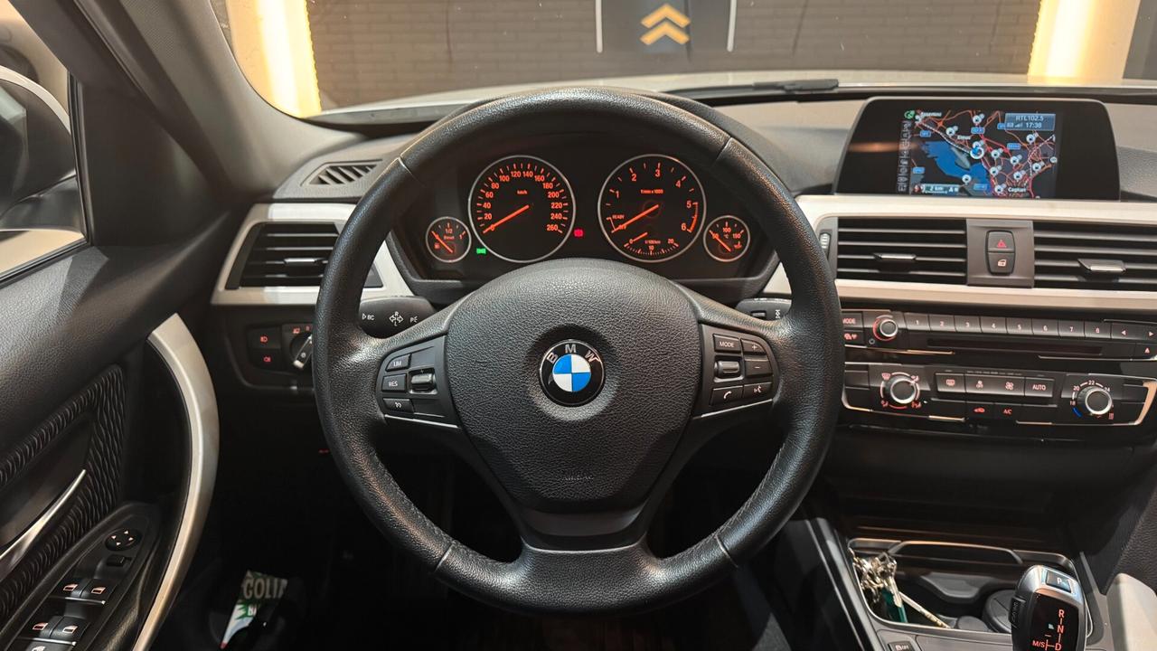 Bmw serie 3 318d 150CV SW - 2016