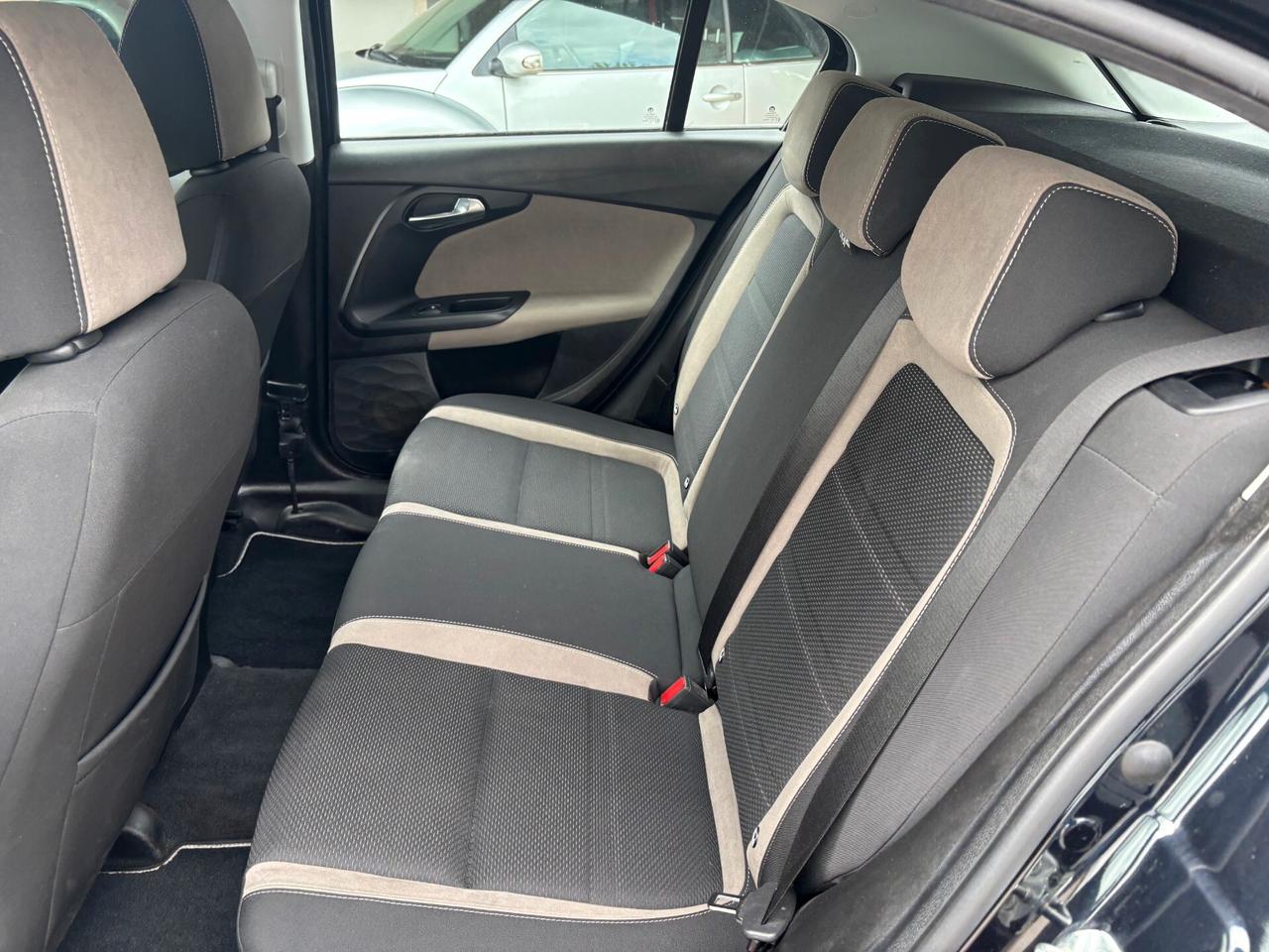 Fiat Tipo 1.6 Mjt S&S 5 porte S-Design