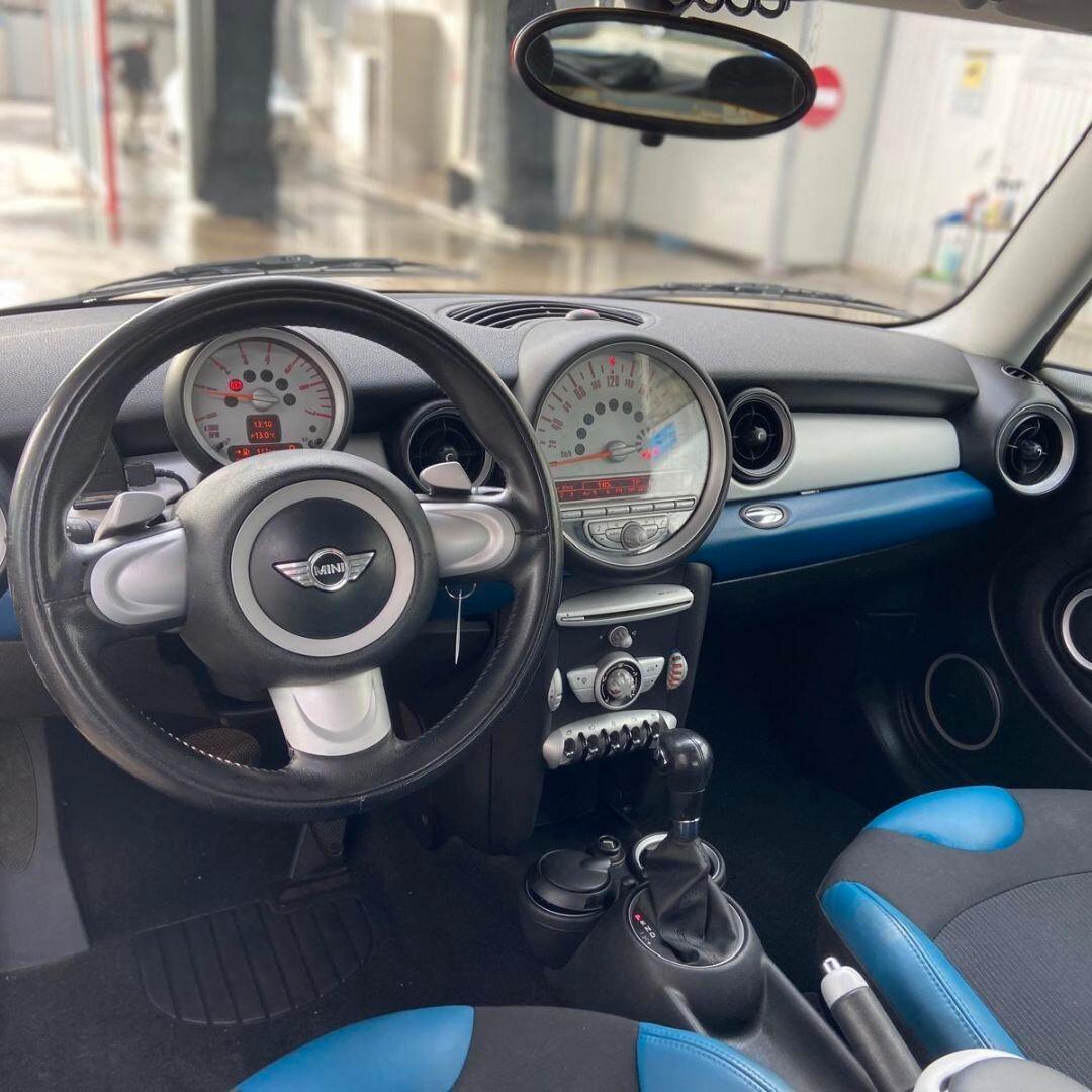 Mini Cooper D 1.6 diesel **CAMBIO AUTOMATICO**