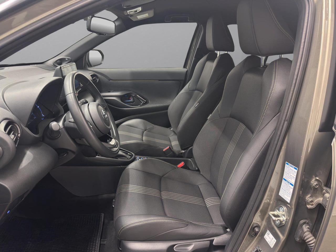 Toyota Yaris Cross 1.5h Adventure awd-i 116cv e-c