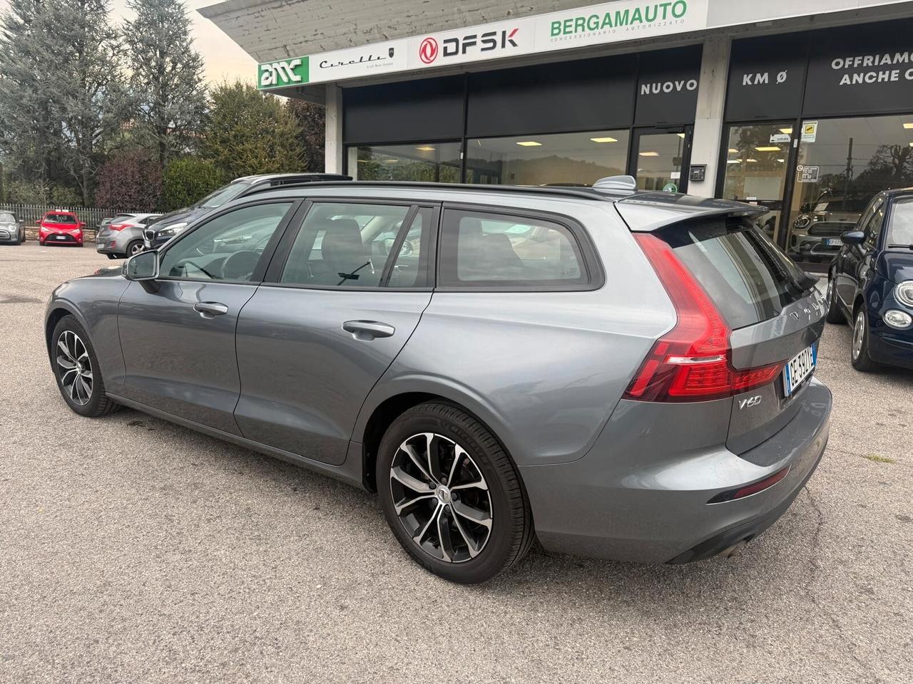 Volvo V60 B4 (d) Geartronic Momentum Business