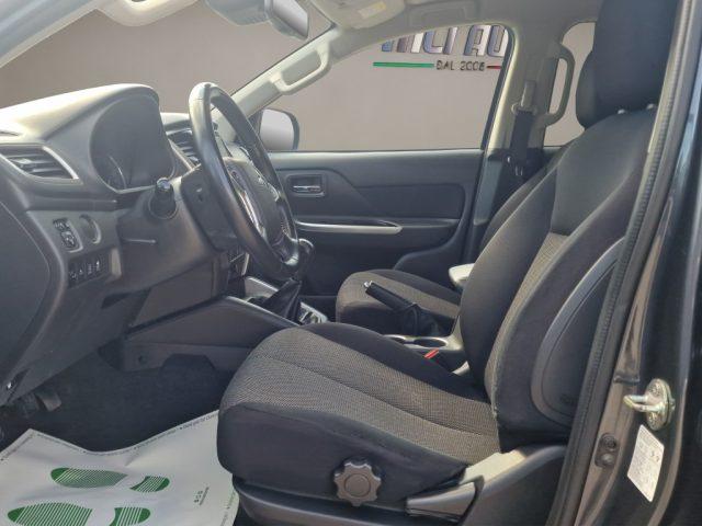MITSUBISHI L200 2.3 D Club Cab 4x4 Easy Select Invite Connect