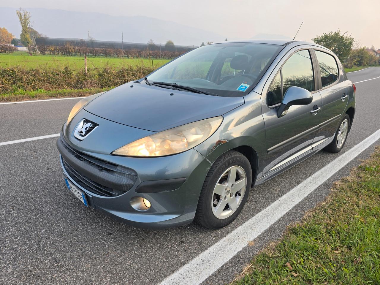 PEUGEOT 207 1.4 "OK PER NEOPATENTATI"