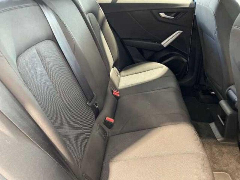 Audi Q2 I 2021 30 2.0 tdi Business