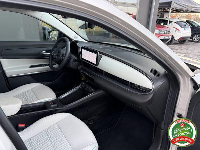 FIAT 600 Hybrid DCT MHEV La Prima ANCHE NEOPATENTATI