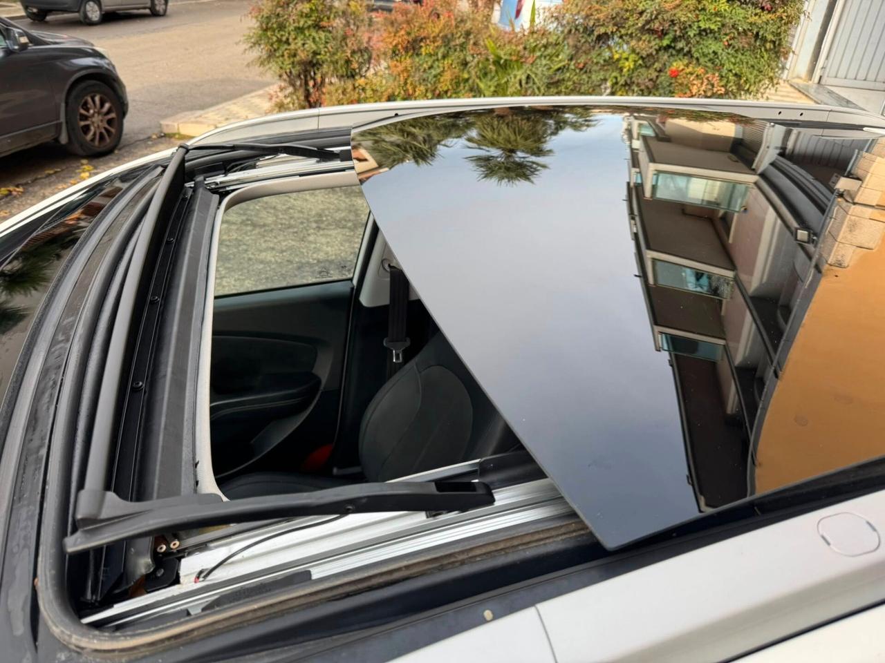 HYUNDAI IX35 1.7 CRDI 115 CV TETTO+NAVI+BIXENO+PELLE