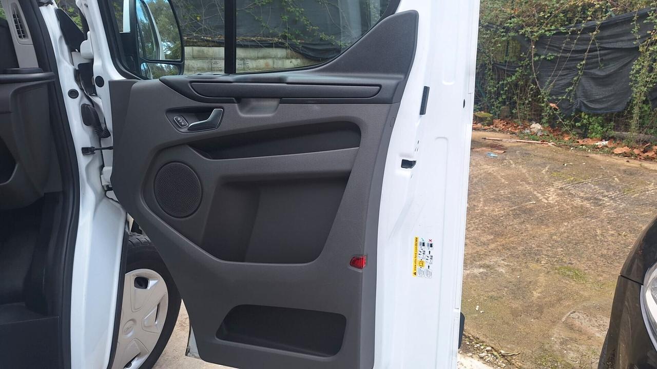 Ford Transit Custom Transit Custom 310 2.0 TDCi 9 POSTI