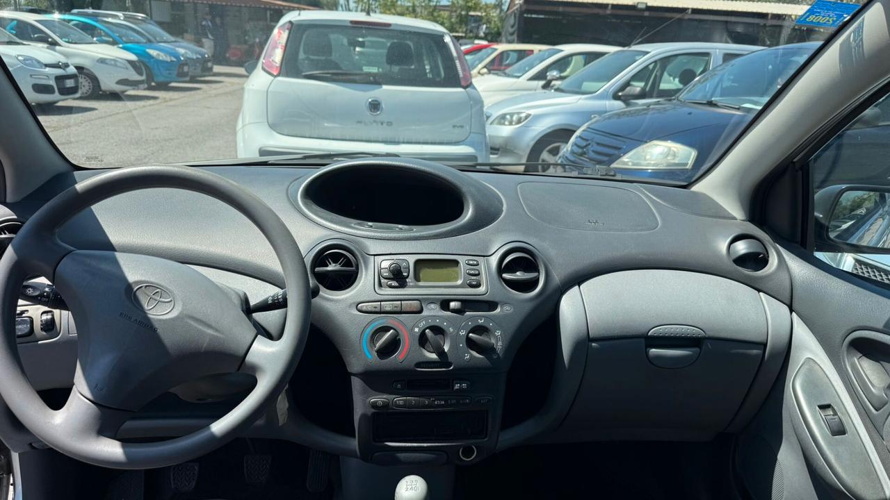 Toyota Yaris 1.0i 16V cat 3 porte