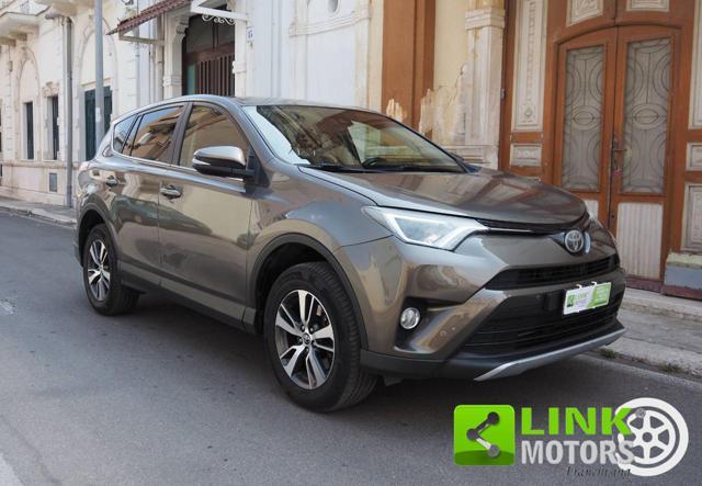 TOYOTA RAV 4 RAV4 2.0 D-4D 2WD Lounge