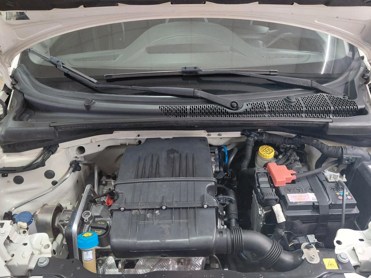 Lancia Ypsilon 1.2 69 CV 5 porte Mya soli 96000 km