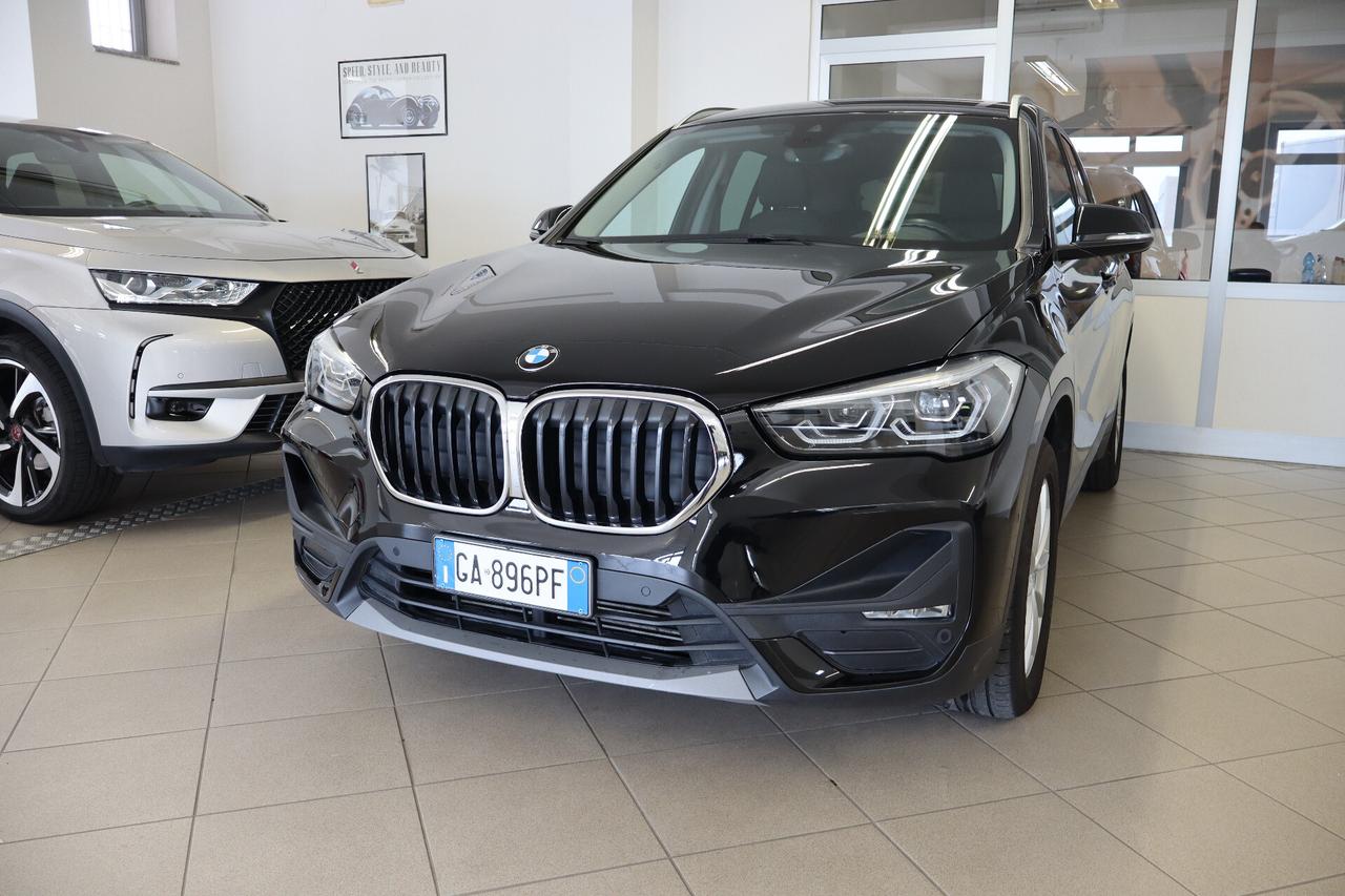 BMW X1 XDRIVE 18d ADVANTAGE - x-DRIVE