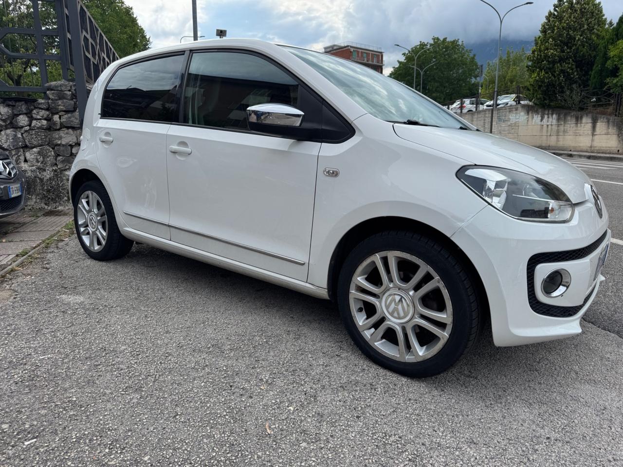 Volkswagen up! 1.0 5p. eco high BlueMotion Technology
