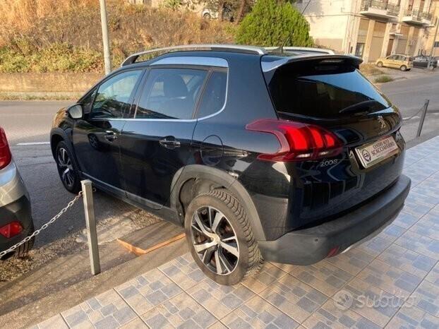 Peugeot 2008 BlueHDi 100 Allure