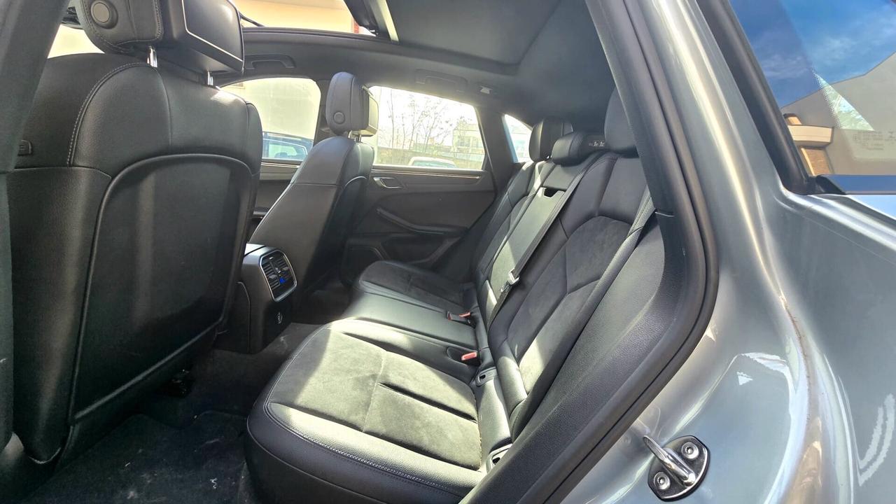 PORSCHE MACAN 2.0 benzina 245cv Restyling