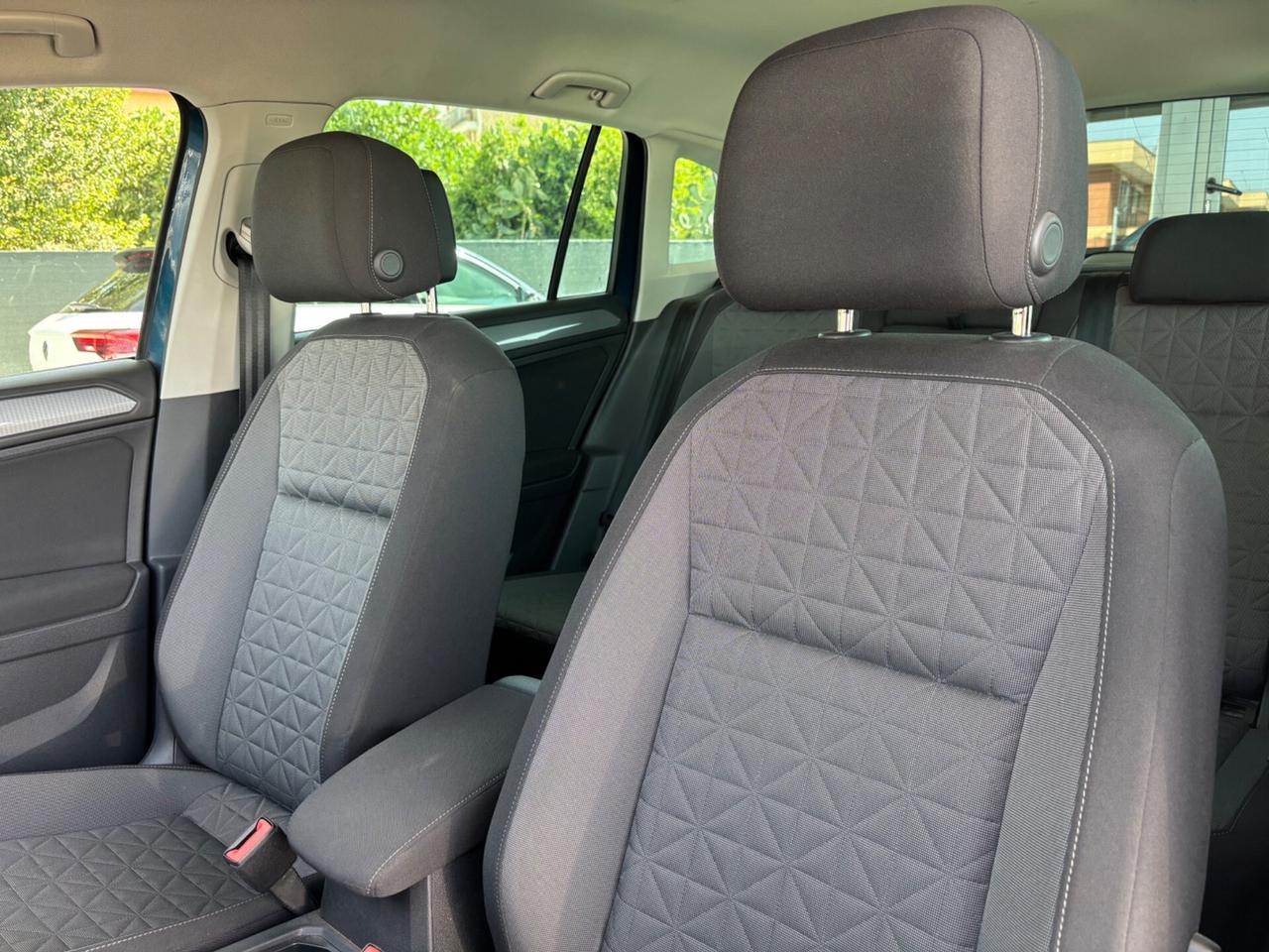Volkswagen Tiguan 2.0 TDI 150 CV SCR DSG R-Line