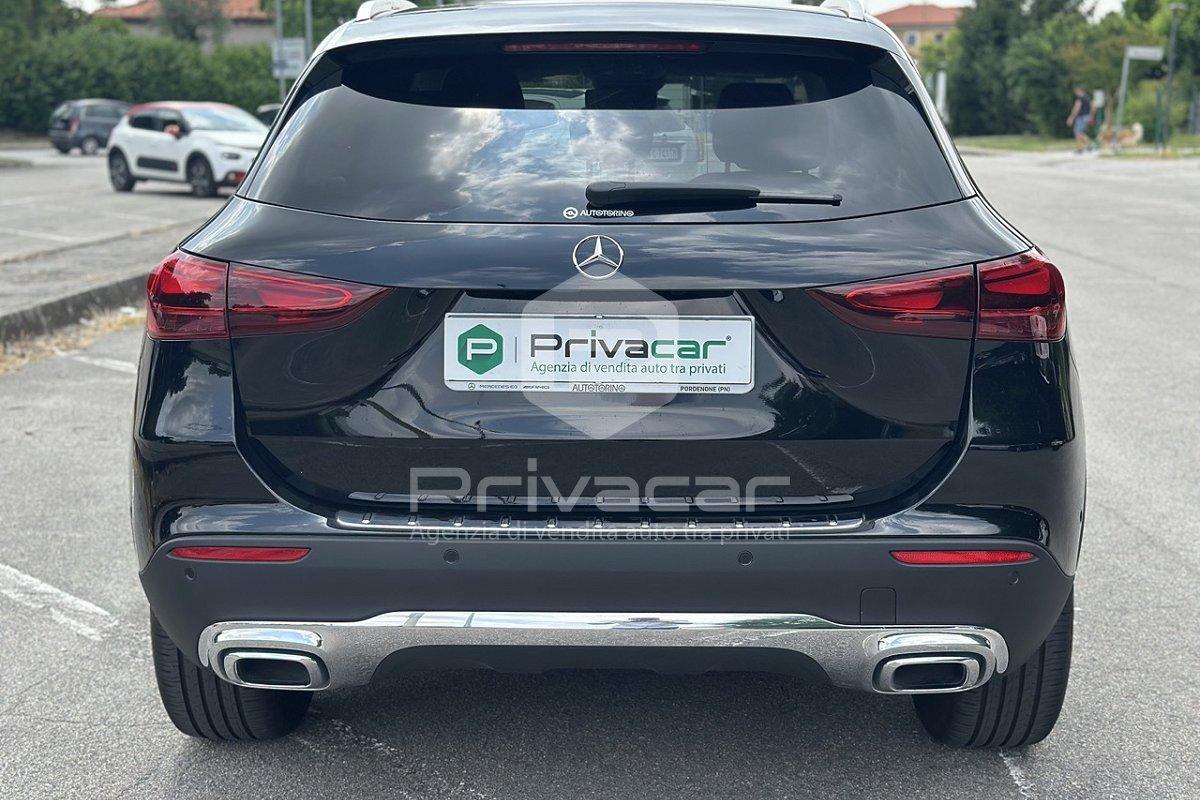 MERCEDES GLA 200 Automatic Progressive Advanced Plus