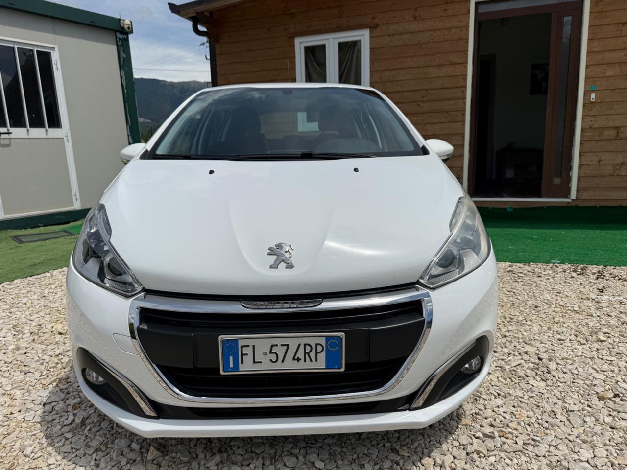 Peugeot 208 PureTech 1.2cc82 5p. GPL Active