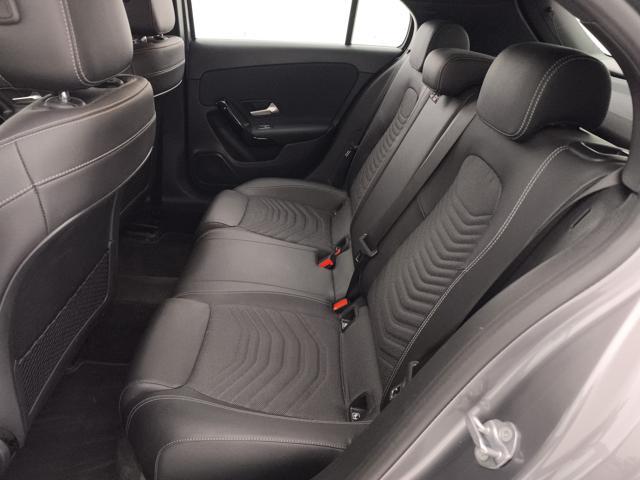 MERCEDES-BENZ A 180 180 d Business auto