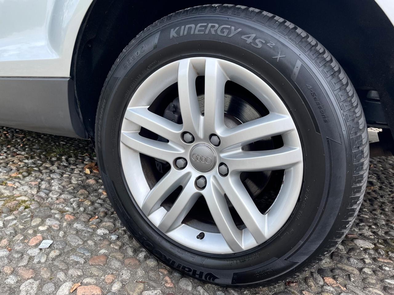 Audi Q7 3.0 V6 TDI 233CV quattro tiptronic *SOLO 122000 KM*