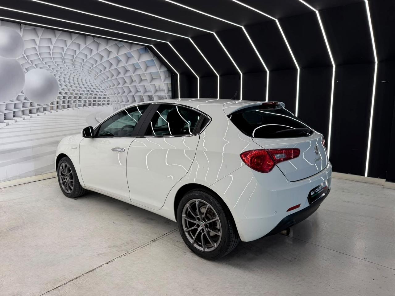 Alfa Romeo Giulietta 1.6 JTDm 105 CV -KM CERTIFICATI-PERMUTE-12 MESI GARANZIA