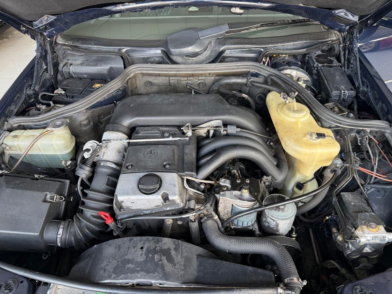 Mercedes-benz E 250 diesel cat Elegance