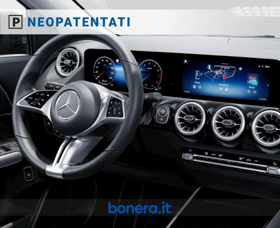 Mercedes GLA 180 180 Progressive Advanced Plus 7G-DCT