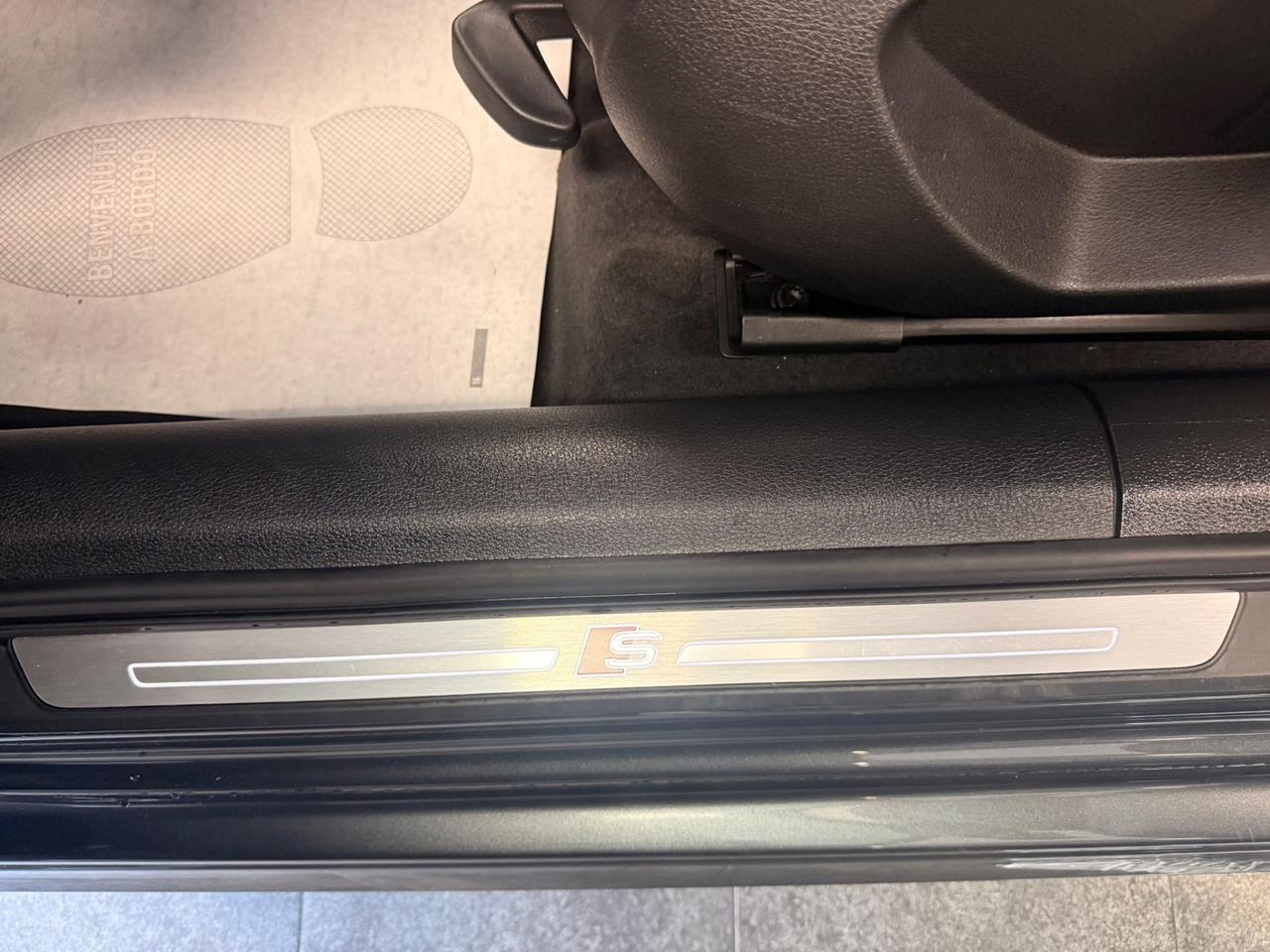 Audi A3 SPB 1.6 TDI S tronic S-Line finanziabile