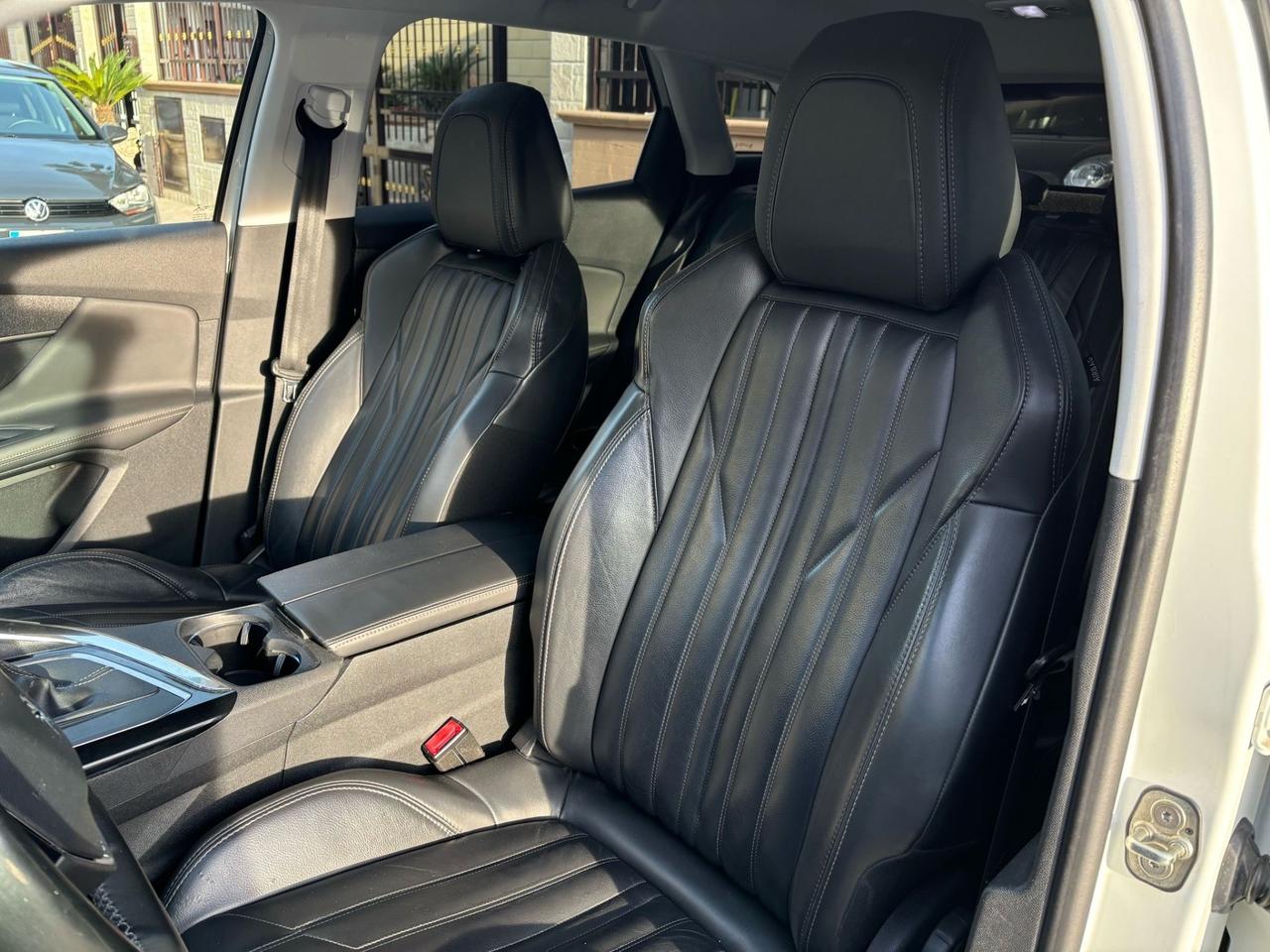 Peugeot 3008 BlueHDi 120 S&S Allure
