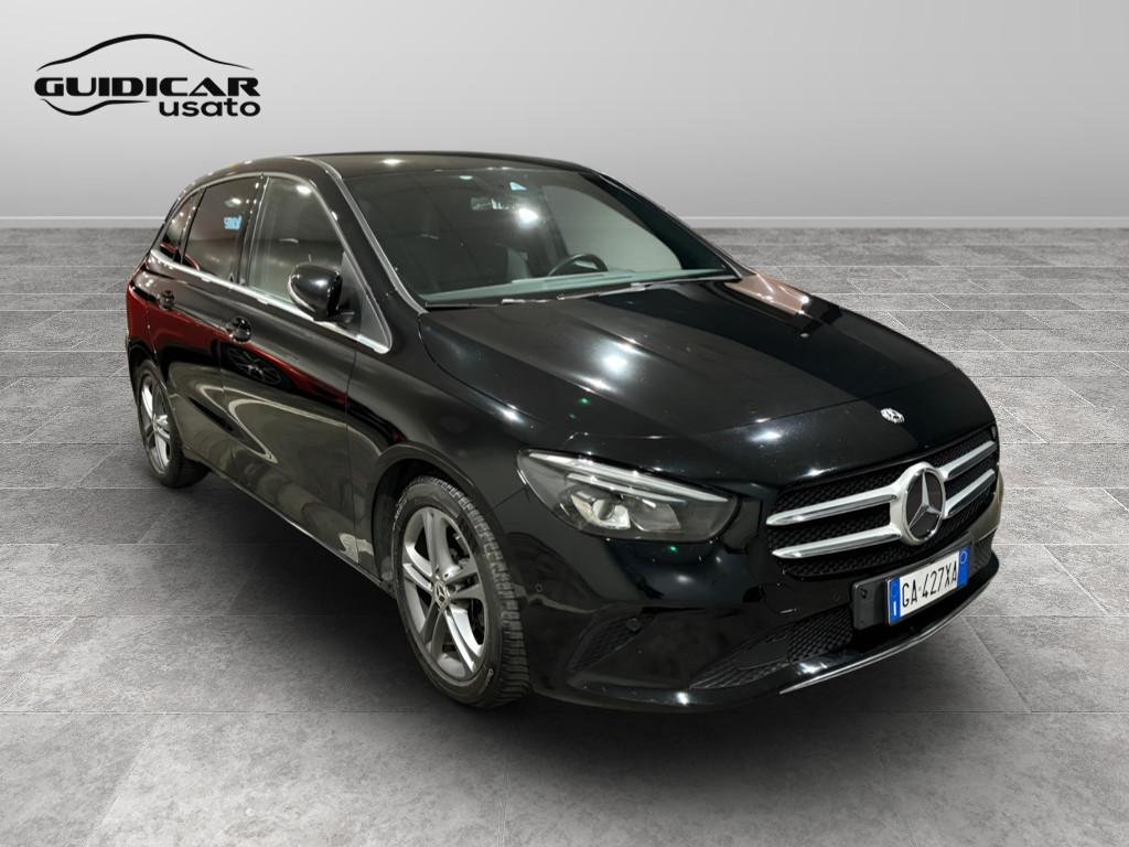 Mercedes-Benz Classe B - W247 2018 - B 180 d Sport Plus auto