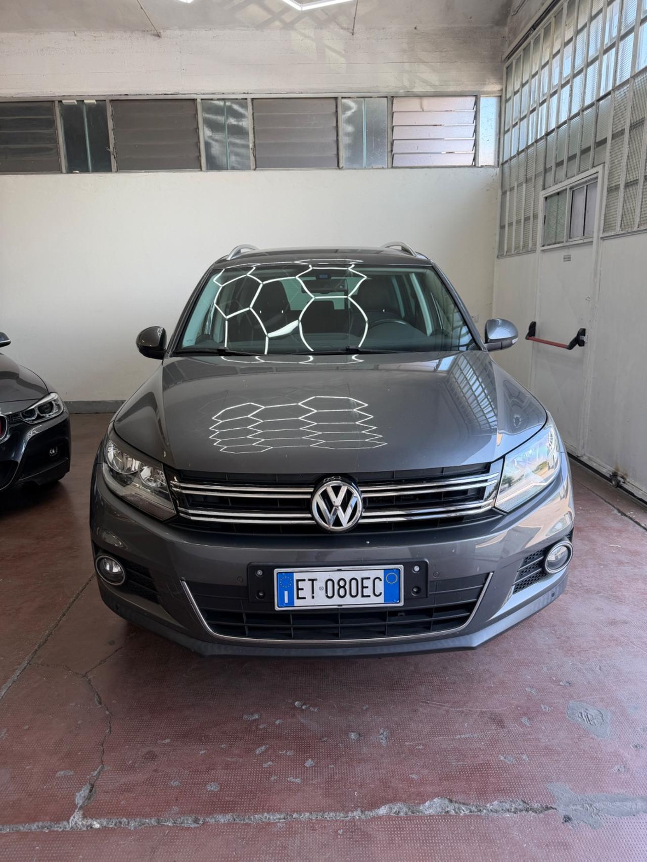 Volkswagen Tiguan 2.0 TDI 140 CV Sport & Style BlueMot. Tech.