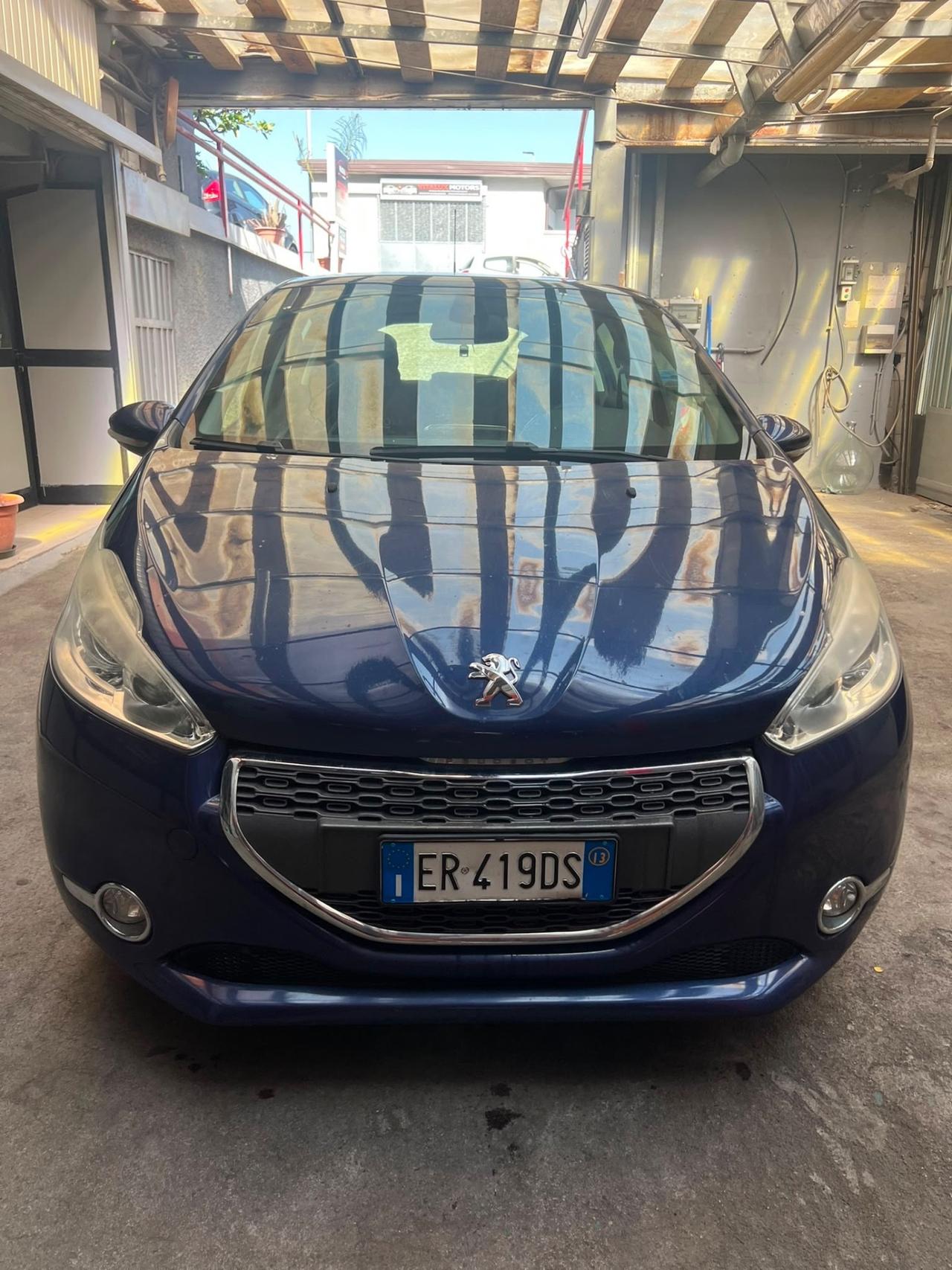 Peugeot 208 1.6 e-HDi 92 CV Stop&Start 5 porte Allure