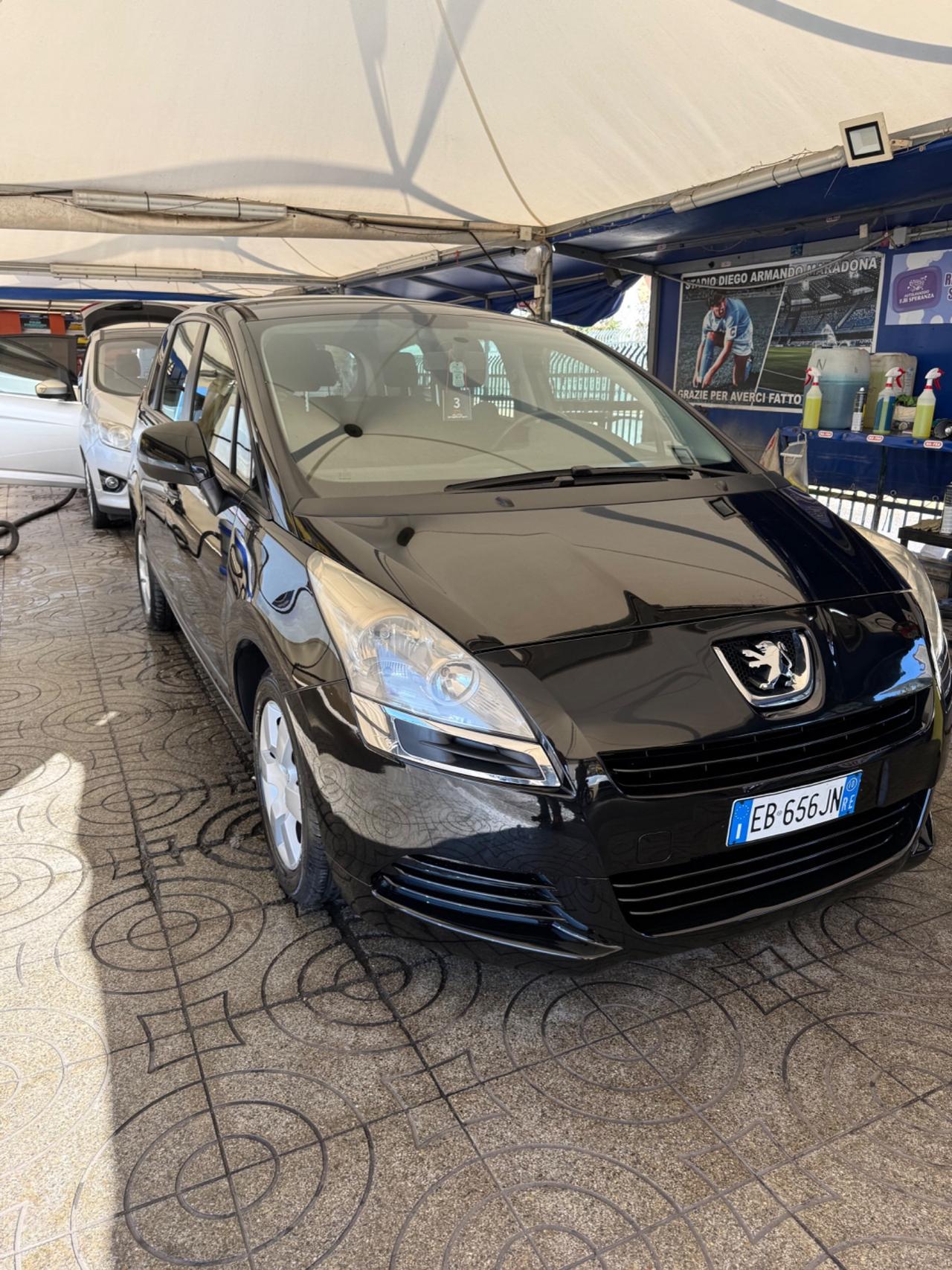 Peugeot 5008 1.6 HDi 112CV Business