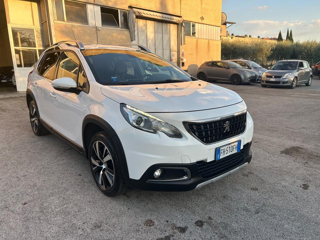 Peugeot 2008 BlueHDi 120 S&S Black Matt Euro6B