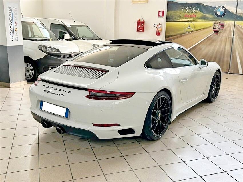 Porsche 911 3.0 Carrera GTS Coupé