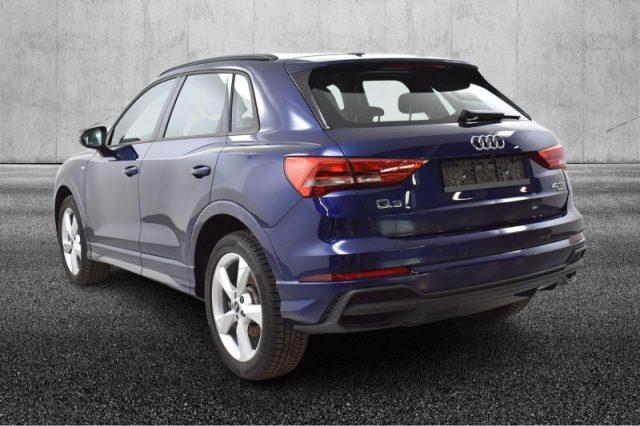 AUDI Q3 40 TDI quattro S tronic Business Advanced