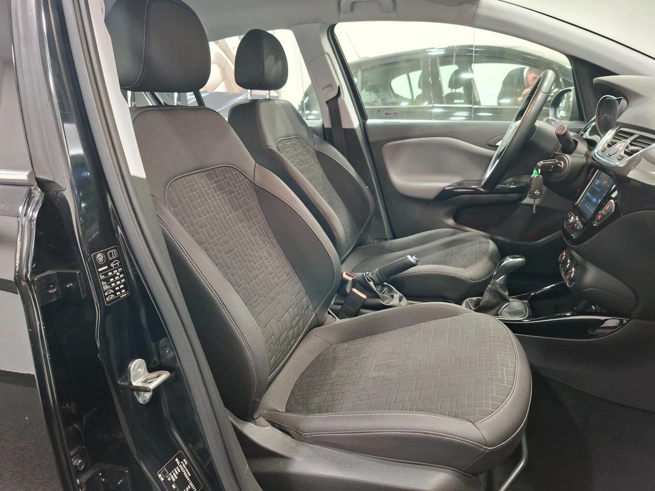 Opel Corsa 5p 1.4 Innovation (cosmo) 90cv AUTO, ok neop.