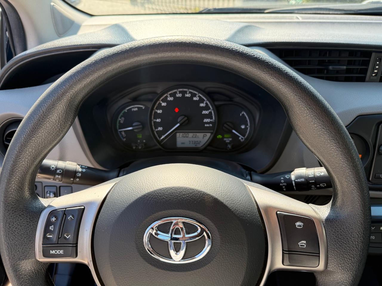 Toyota Yaris 1.5 Hybrid 5 porte Active