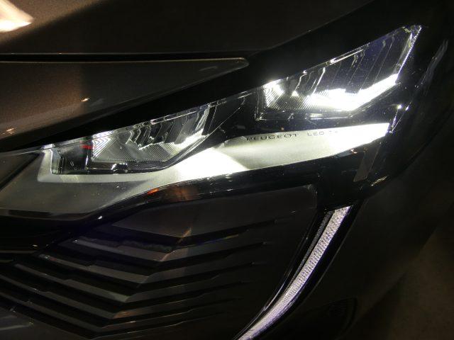 PEUGEOT 3008 PureTech Turbo 130 S&S EAT8 Allure Pack