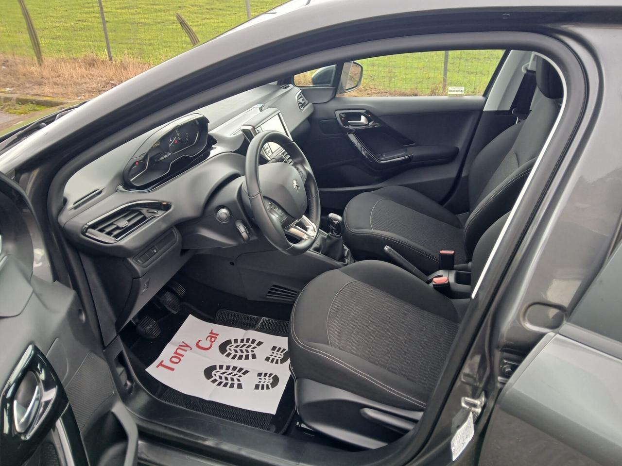 Peugeot 208 PureTech 82 5 porte Allure 40 mila km