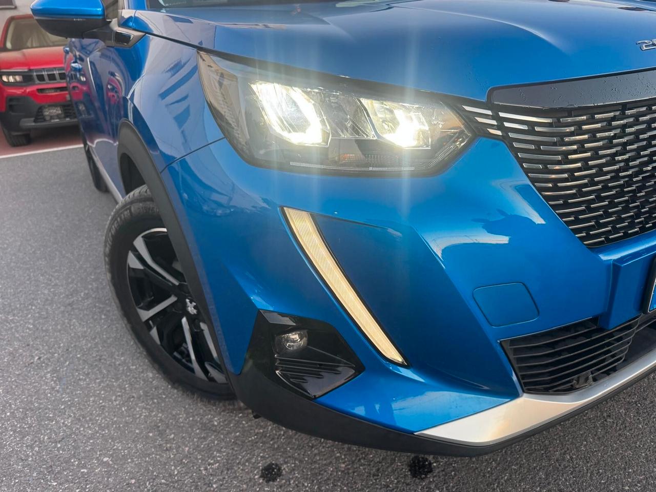 Peugeot 2008 PureTech 130 S&S Allure Pack