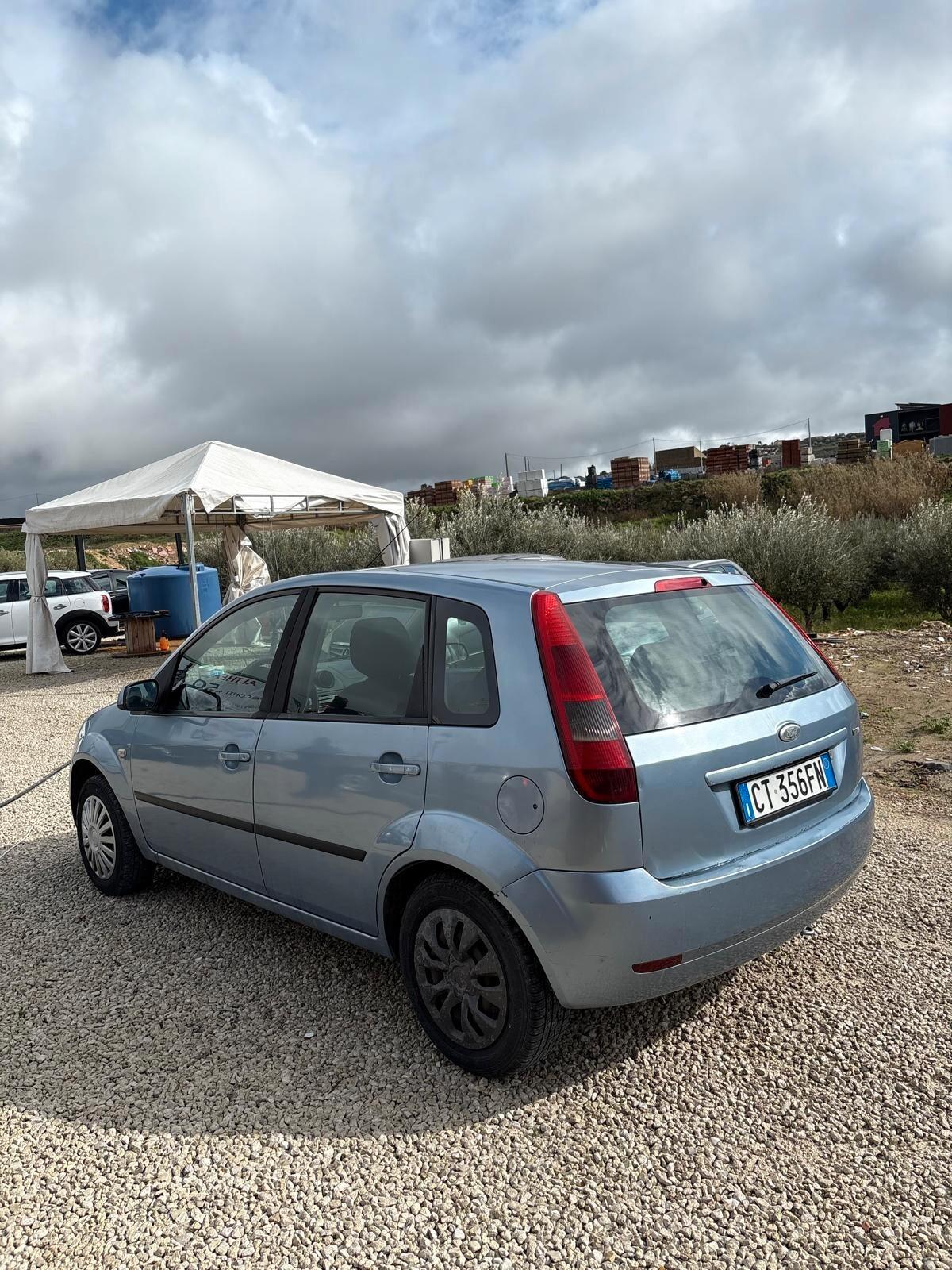 Ford Fiesta 1.4 TDCi 5p. Ghia