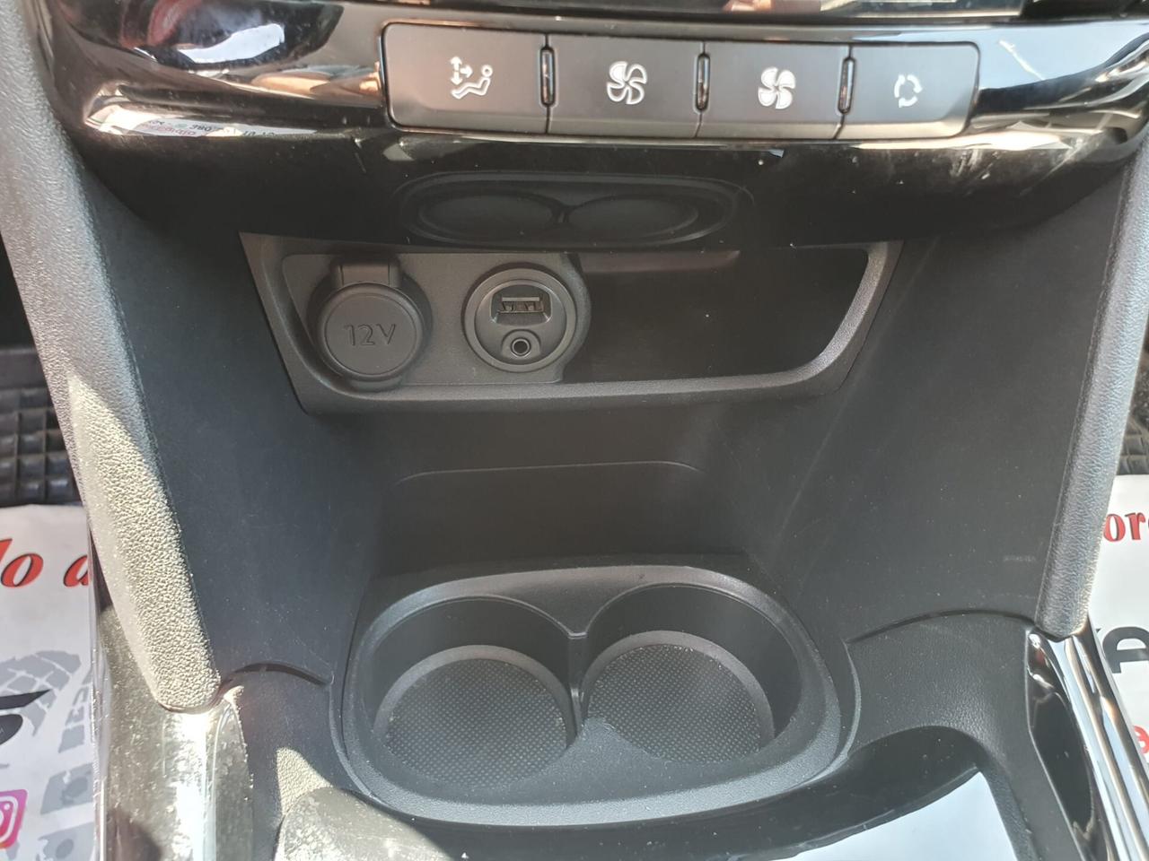 Peugeot 2008 BlueHDi 120 S&S Black Matt