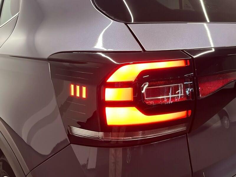 Volkswagen T-Cross Advanced 1.0 TSI 81 kW (110 CV) Manuale