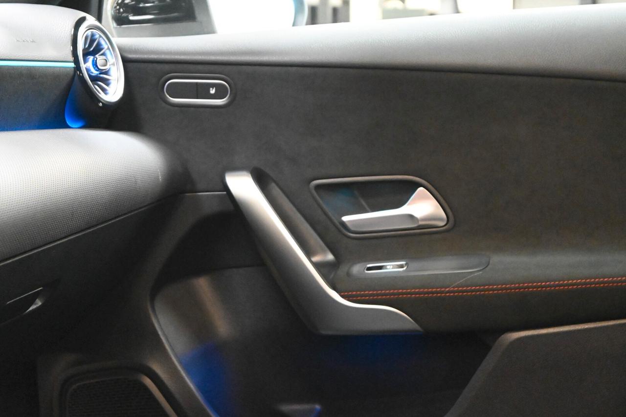 MERCEDES Classe A (V177) A 180 Automatic AM...