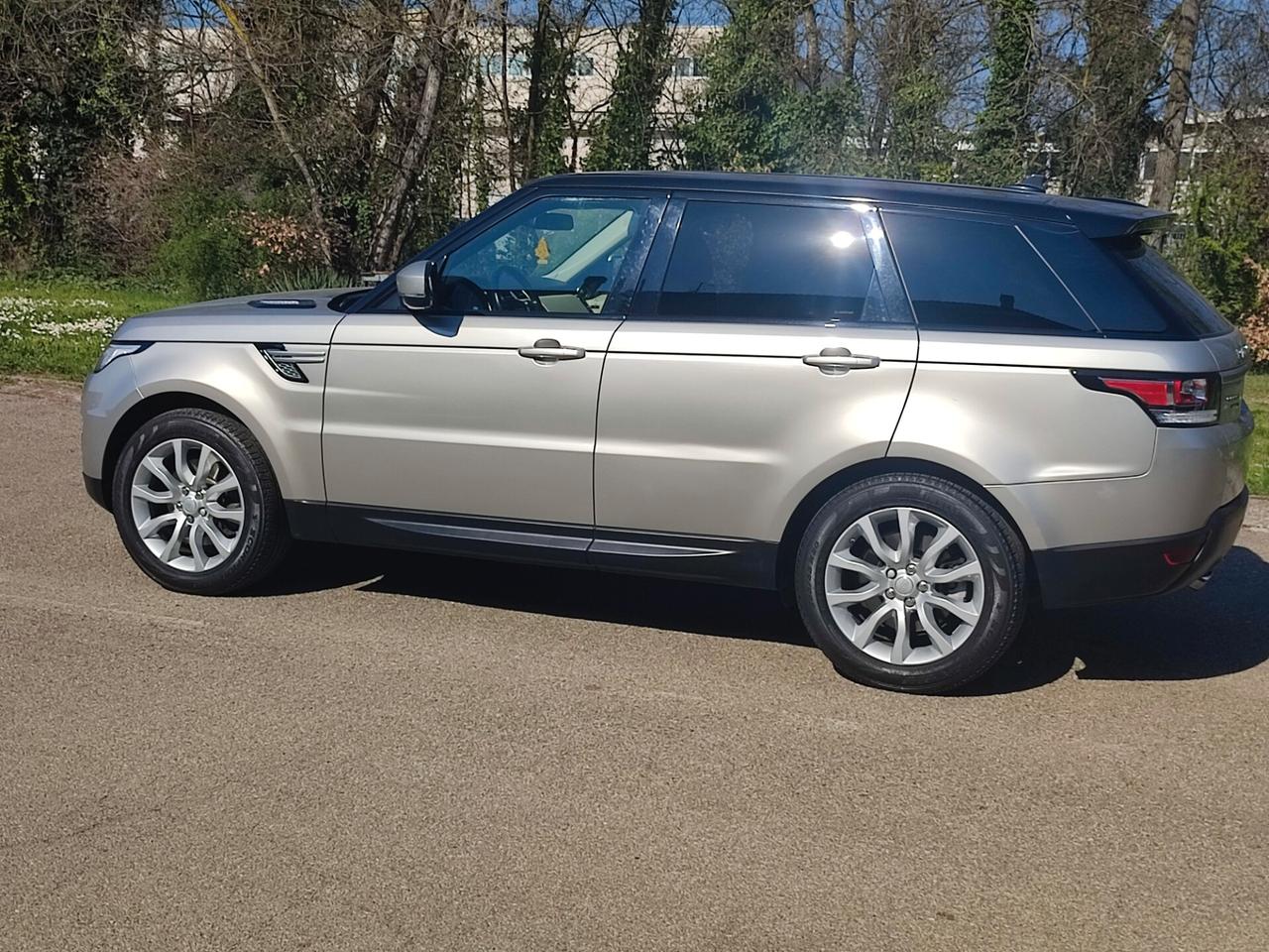 RANGE ROVER SPORT 2016 3.0TDV6 EURO6B COME NUOVA