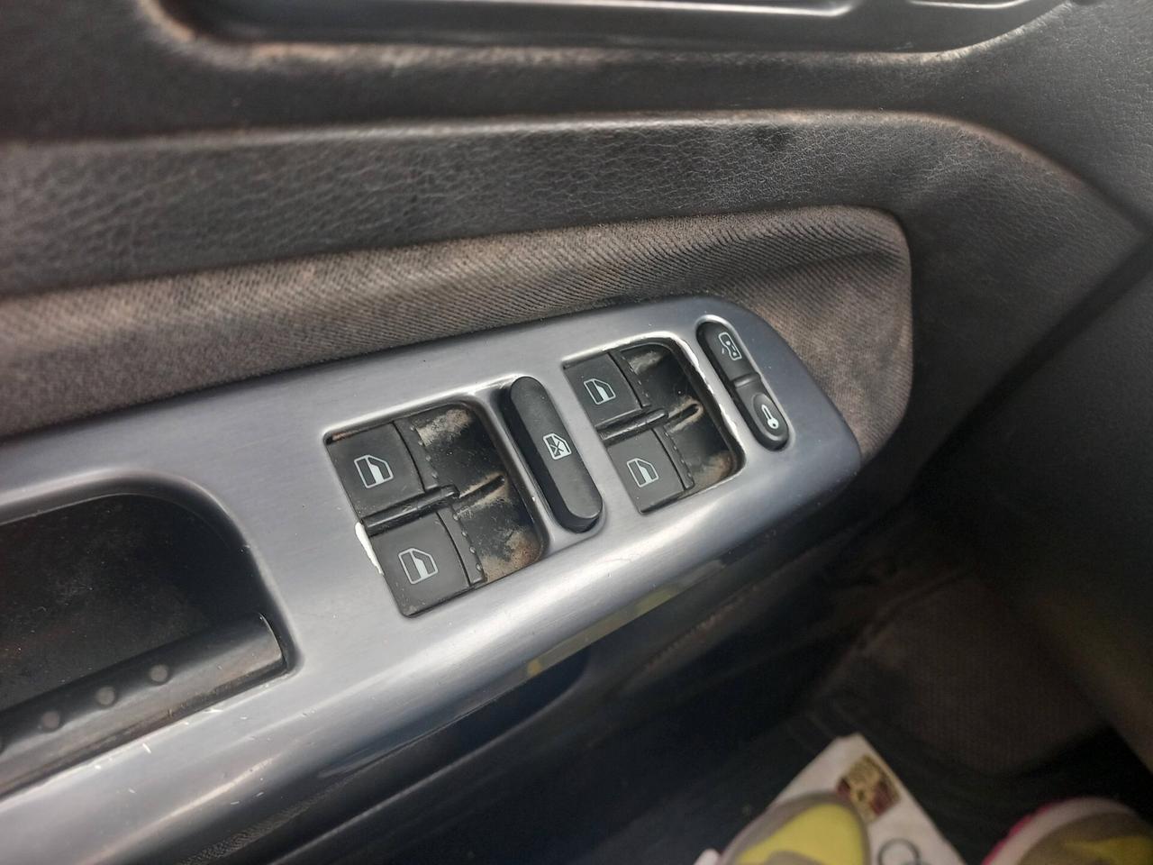 Volkswagen Golf 1.9 TDI/130 CV cat 5p. H.line Plus