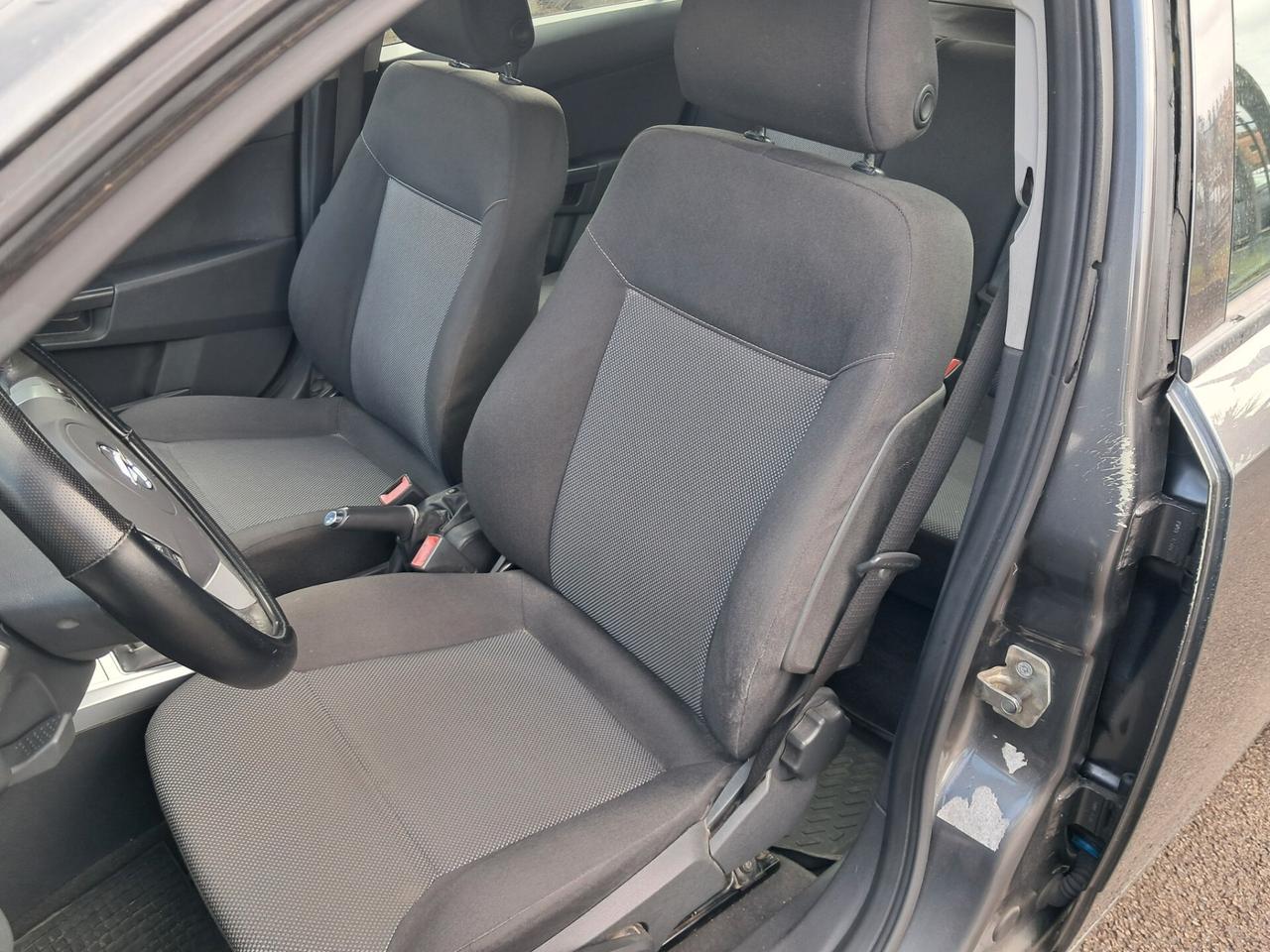 Opel Astra 1.7 CDTI 110CV SW(TURBINA ROTTA)